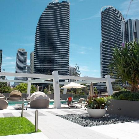 The Eureka Gold Coast Residence On Broadbeach 外观 照片