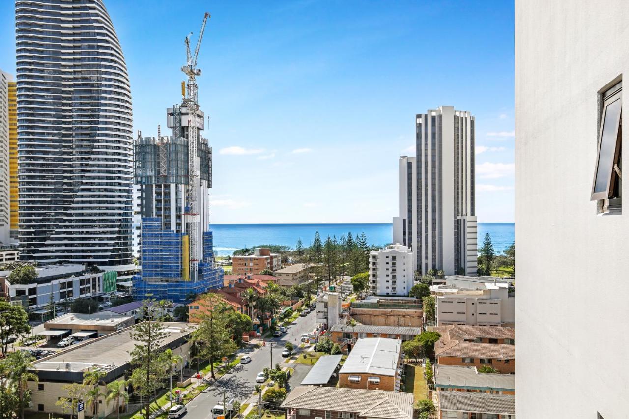 The Eureka Gold Coast Residence On Broadbeach 外观 照片