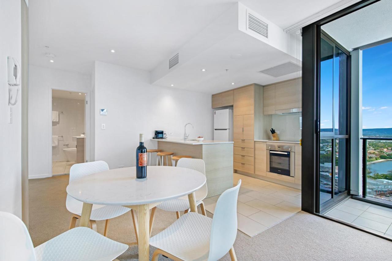 The Eureka Gold Coast Residence On Broadbeach 外观 照片