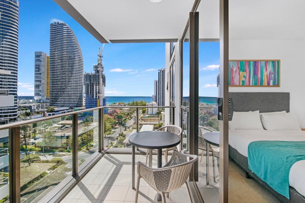 The Eureka Gold Coast Residence On Broadbeach 外观 照片