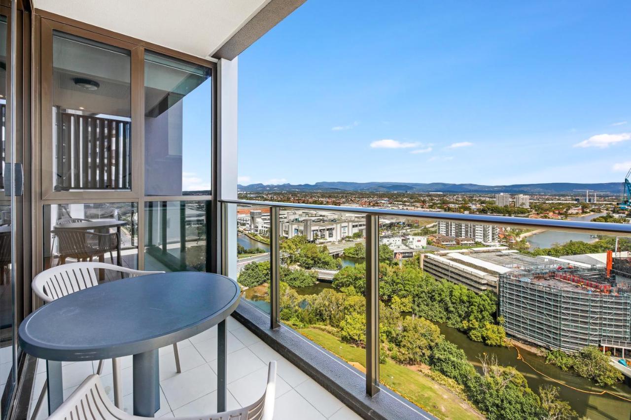 The Eureka Gold Coast Residence On Broadbeach 外观 照片