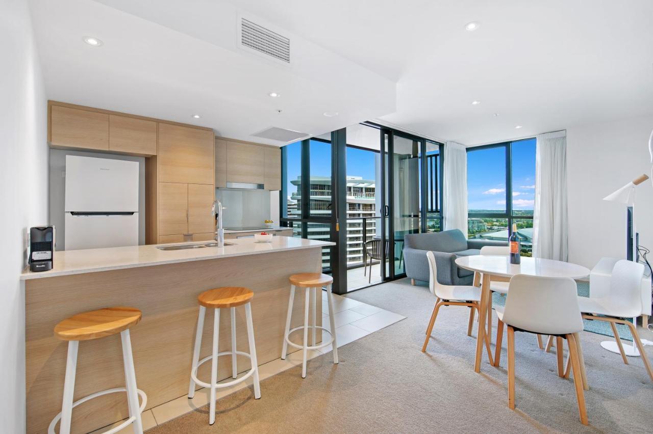 The Eureka Gold Coast Residence On Broadbeach 外观 照片