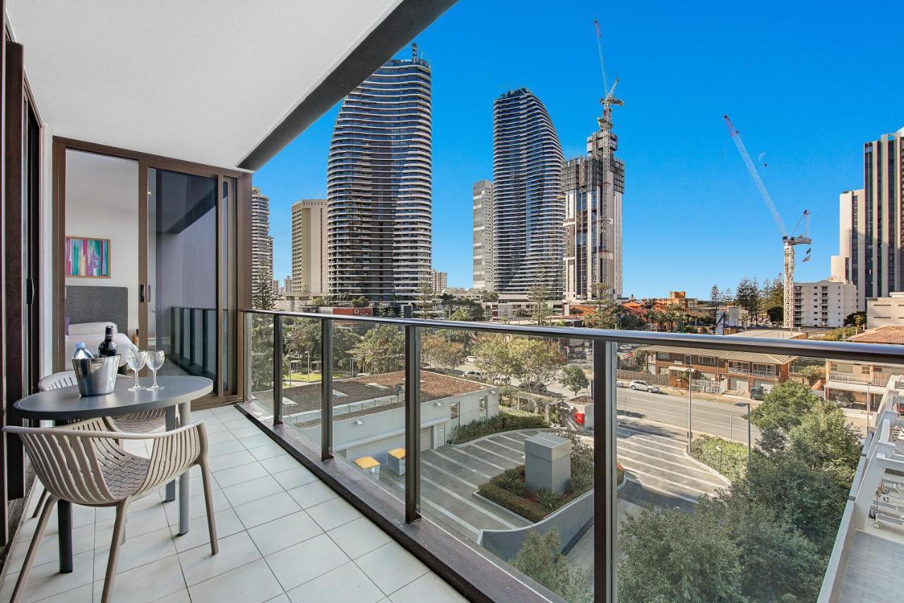 The Eureka Gold Coast Residence On Broadbeach 外观 照片