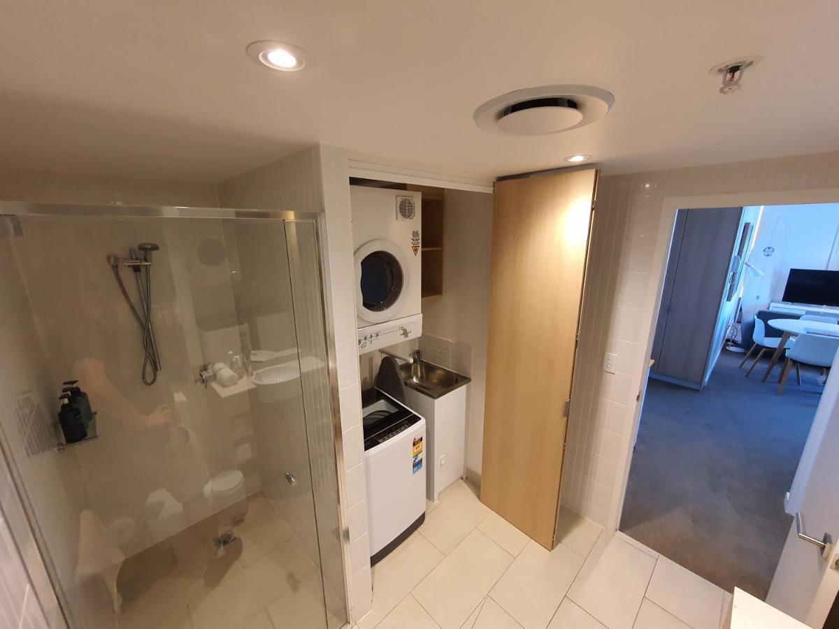 The Eureka Gold Coast Residence On Broadbeach 外观 照片