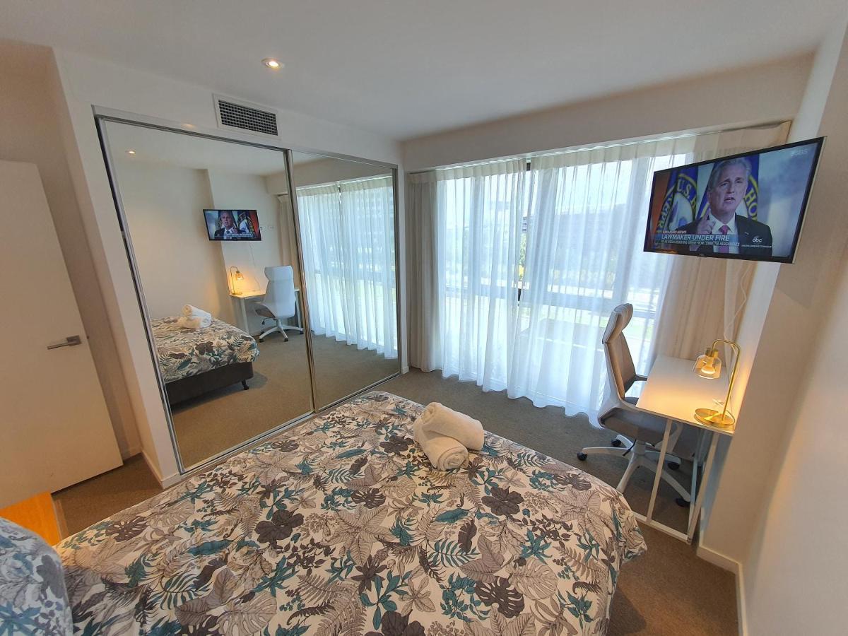 The Eureka Gold Coast Residence On Broadbeach 外观 照片